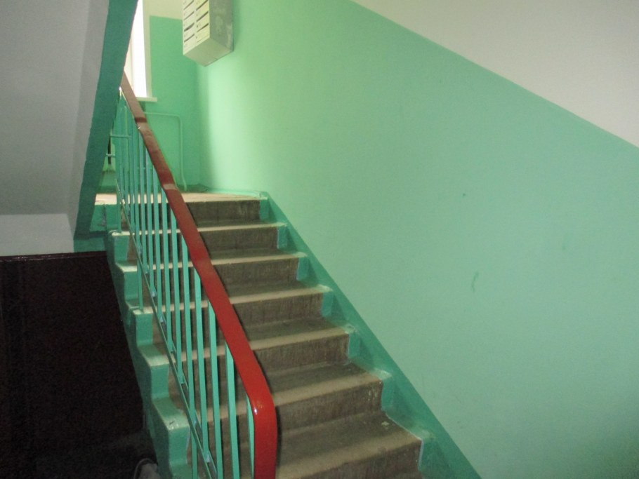 Покраска подъезда