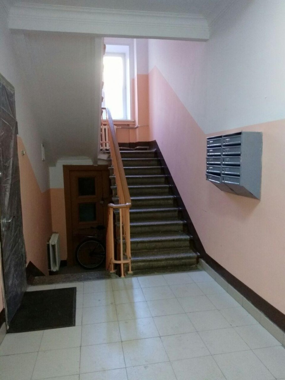 Подъезды многоквартирных домов