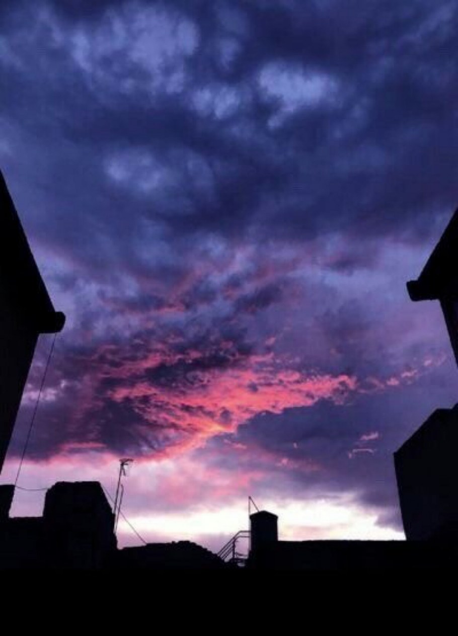 Покраска стен в интерьере