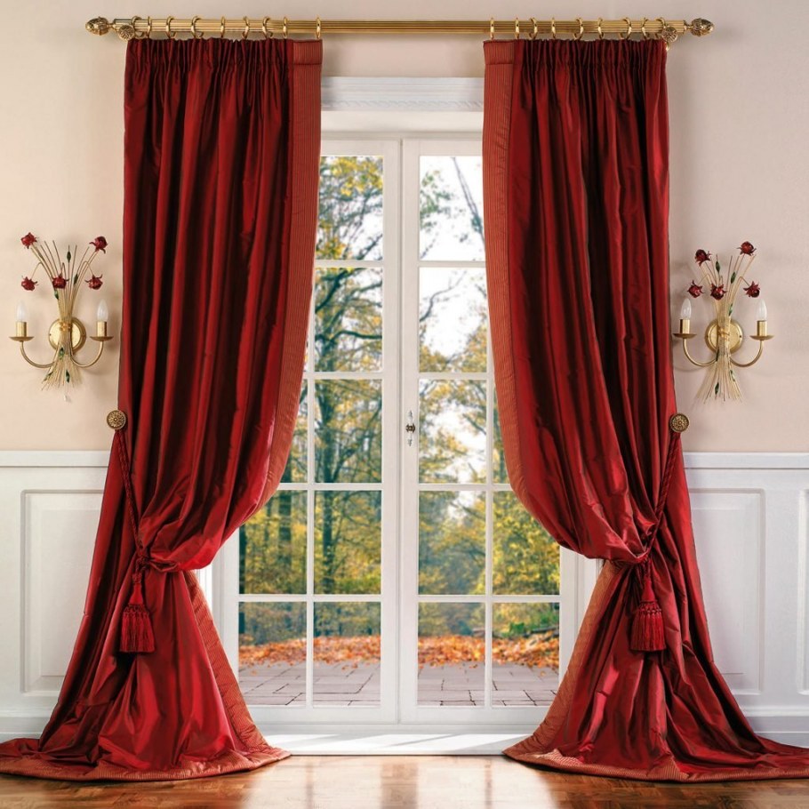 Шторы с ламбрекеном бордовые с золотом