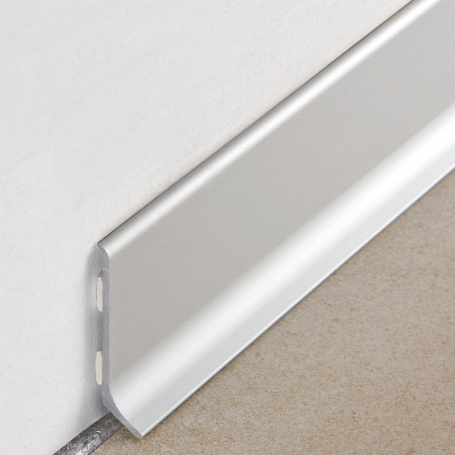 Стык столешницы и фартука