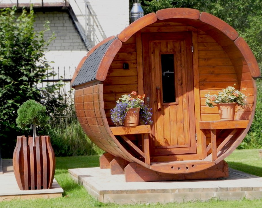 Домик в виде бочки