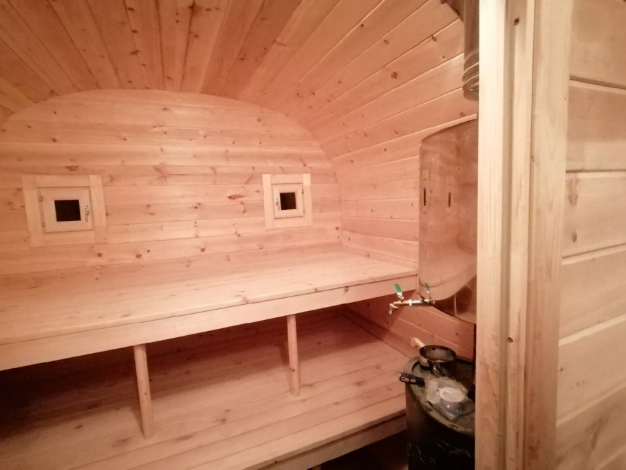 Баня бочка с душевой кабиной