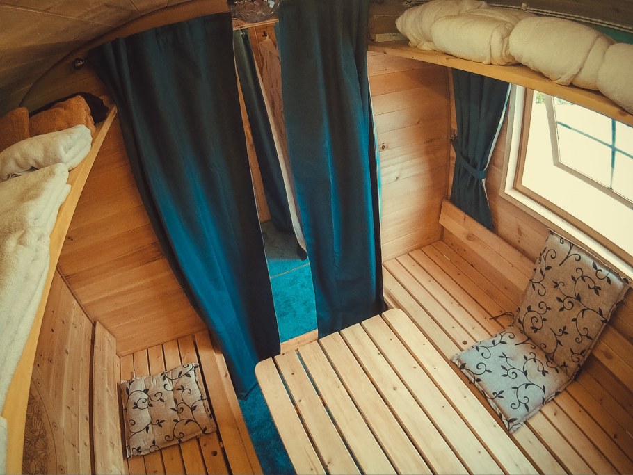 Интерьер бани бочки