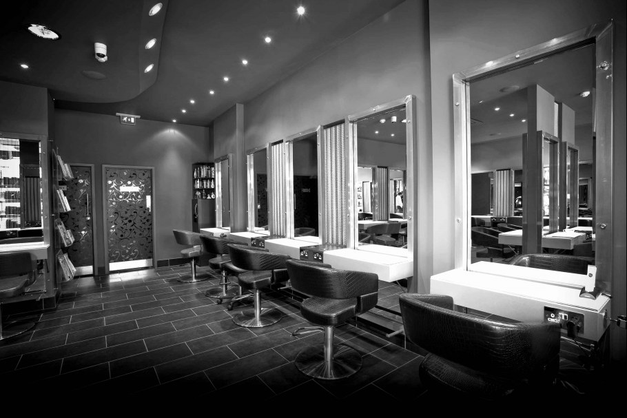 Интерьер мужской парикмахерской