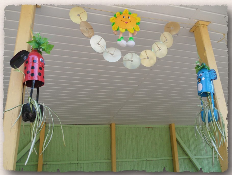 Гирлянда на веранду в детском саду