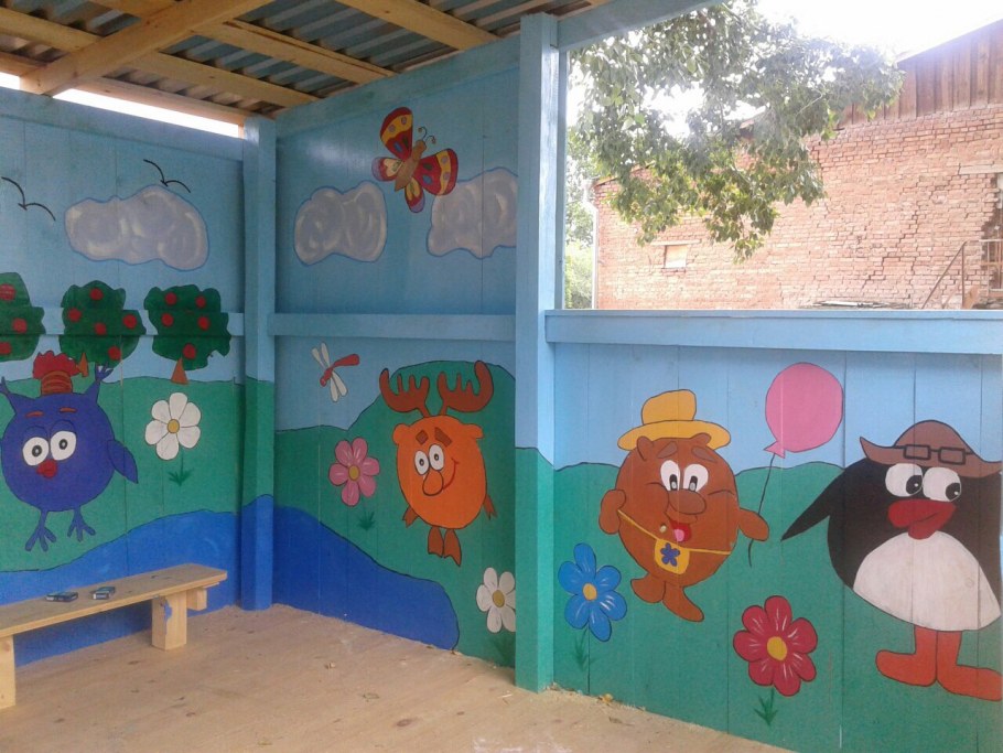 Украшение террасы шары