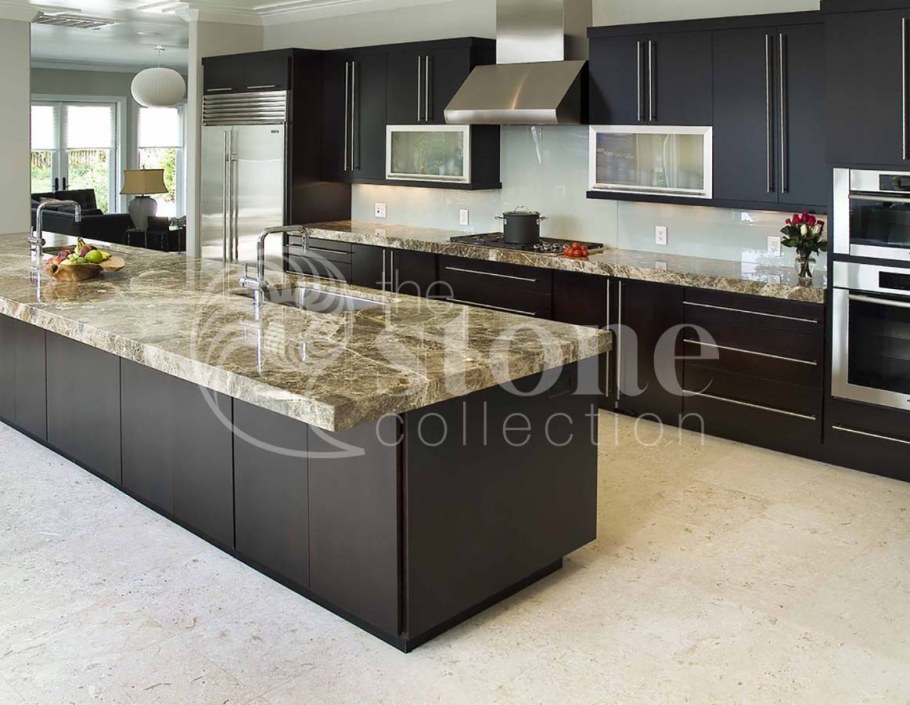 Кухня угловая черно