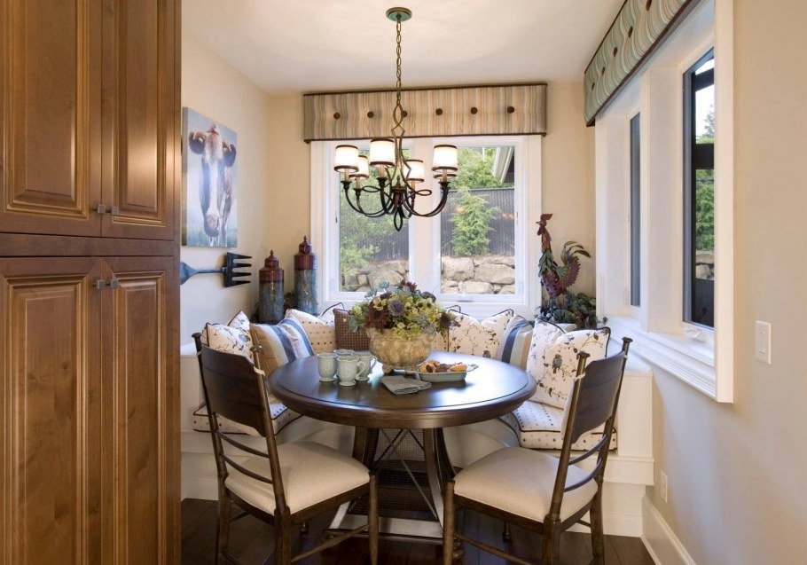 Интерьер обеденной зоны на кухне