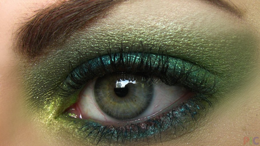 Серо зеленая кухня