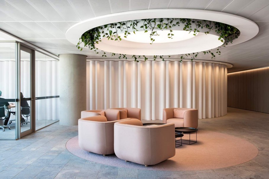 Интерьер ресепшн офиса