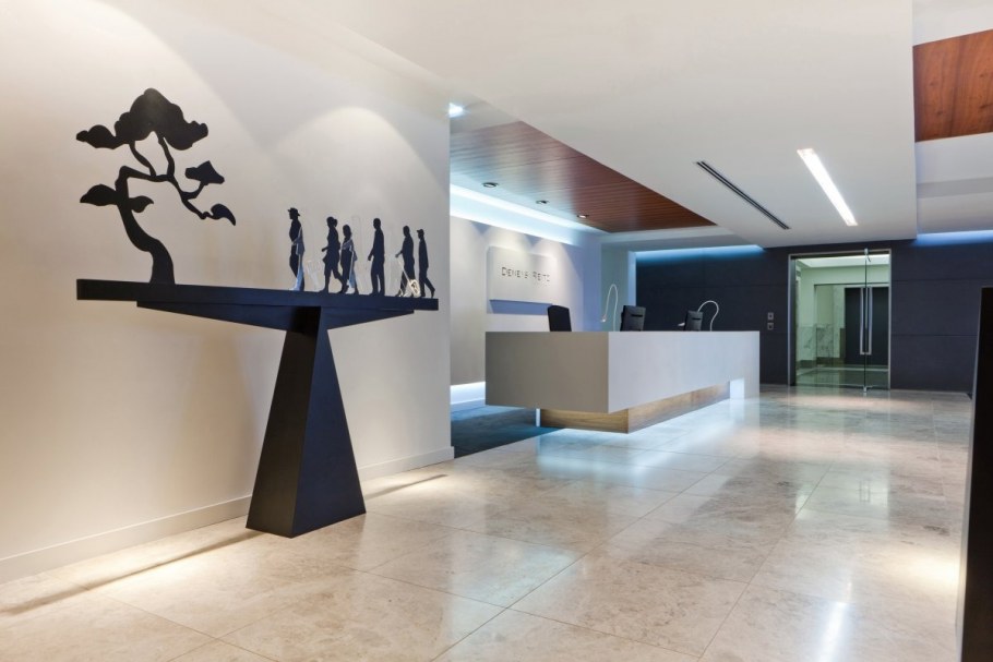 Интерьер вестибюля