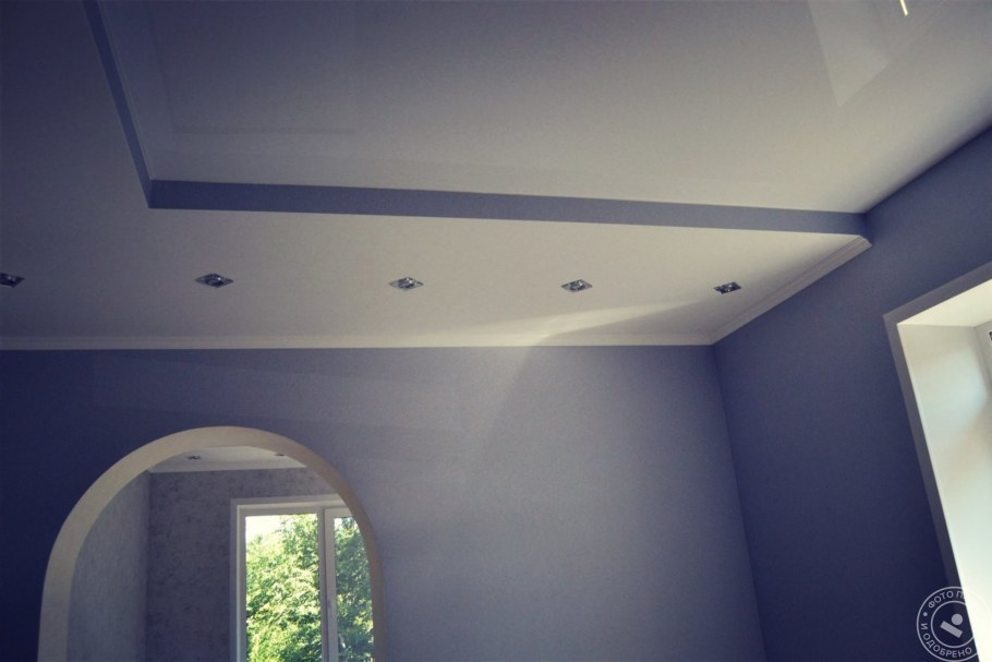 Потолок с балками