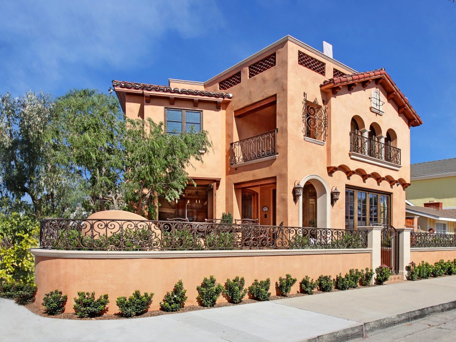 Вилла в Турции в Восточном стиле