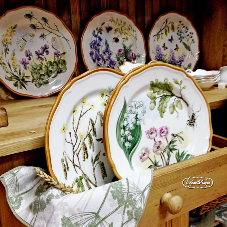 Винтажная посуда в интерьере