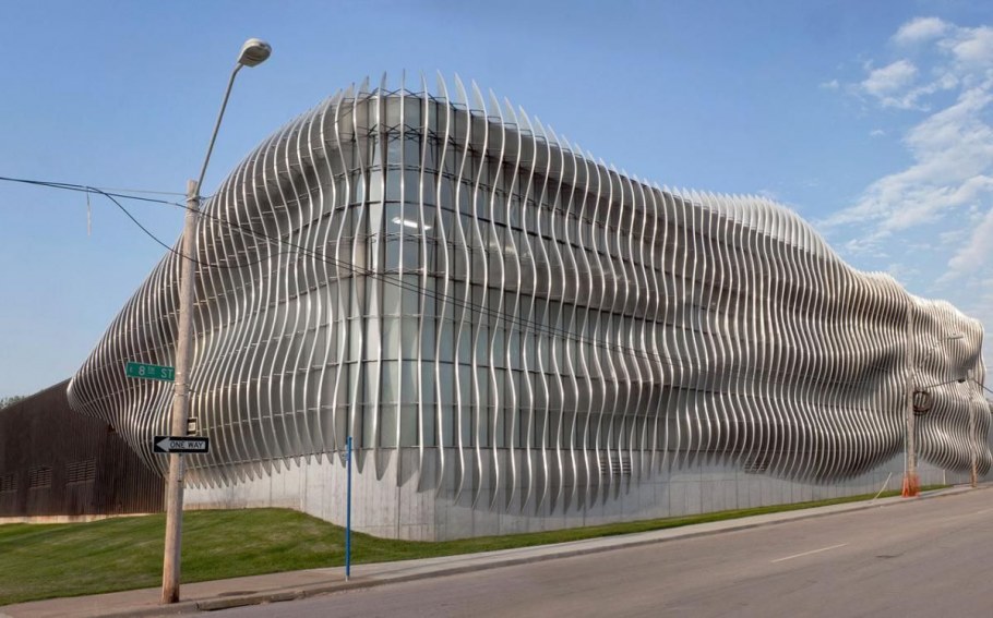 Спорткомплекс Европа архитектура