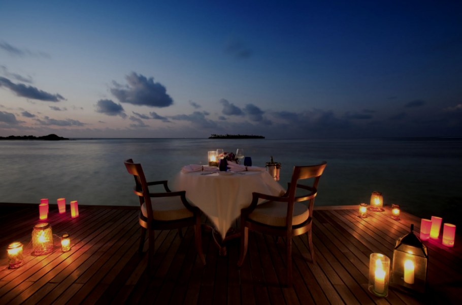 Романтический ужин на балконе