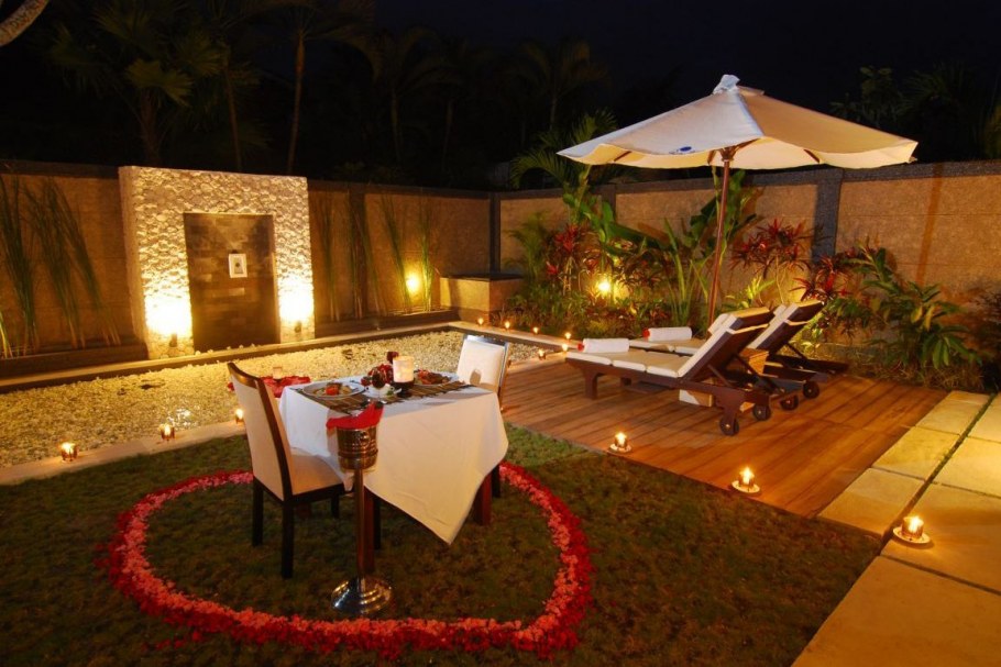 Романтик в спальне