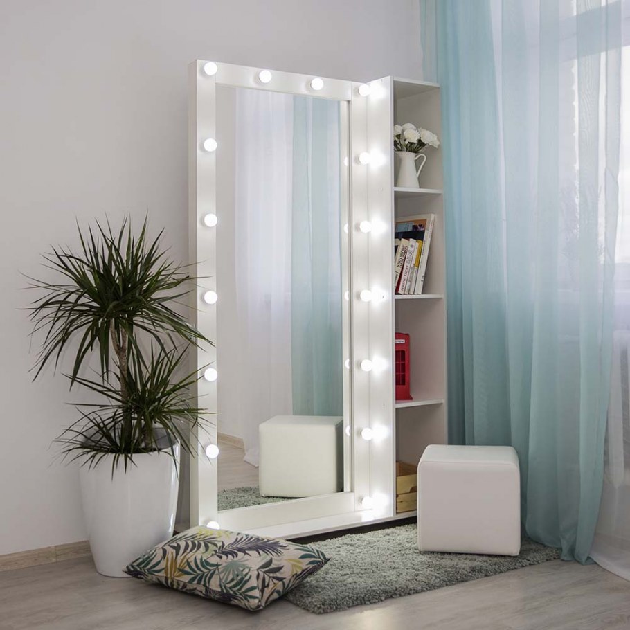 Дизайнерский туалетный столик