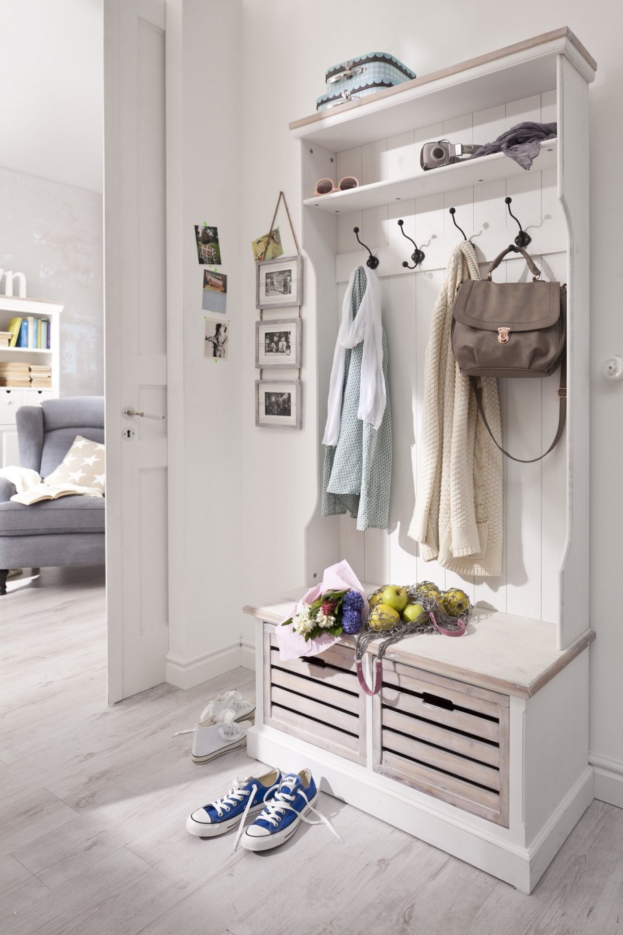 Сканди прихожая икеа