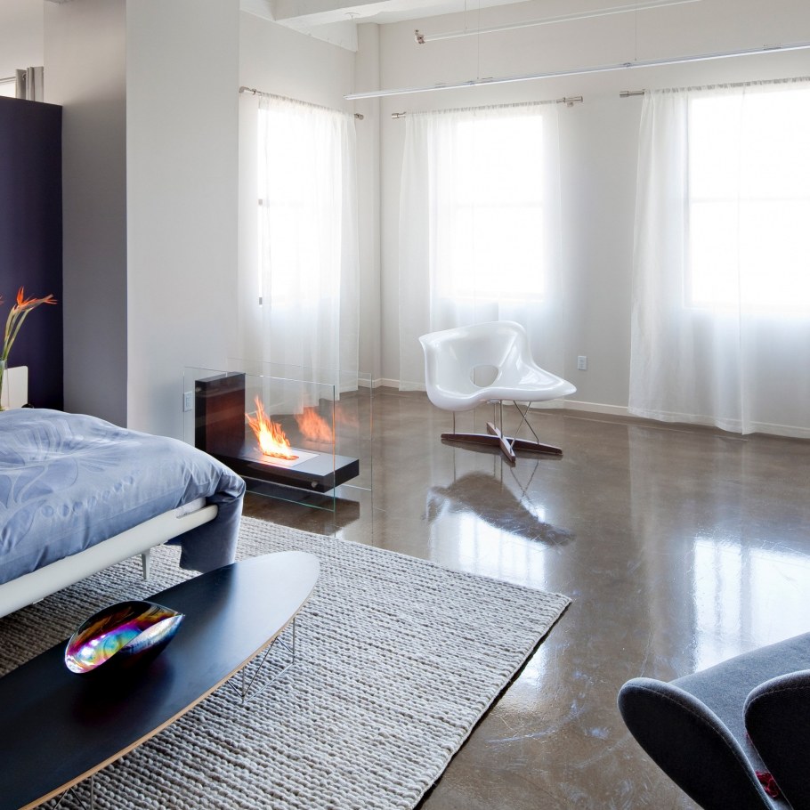 Торшер Lucia Tucci pelle Bianca f2010.1