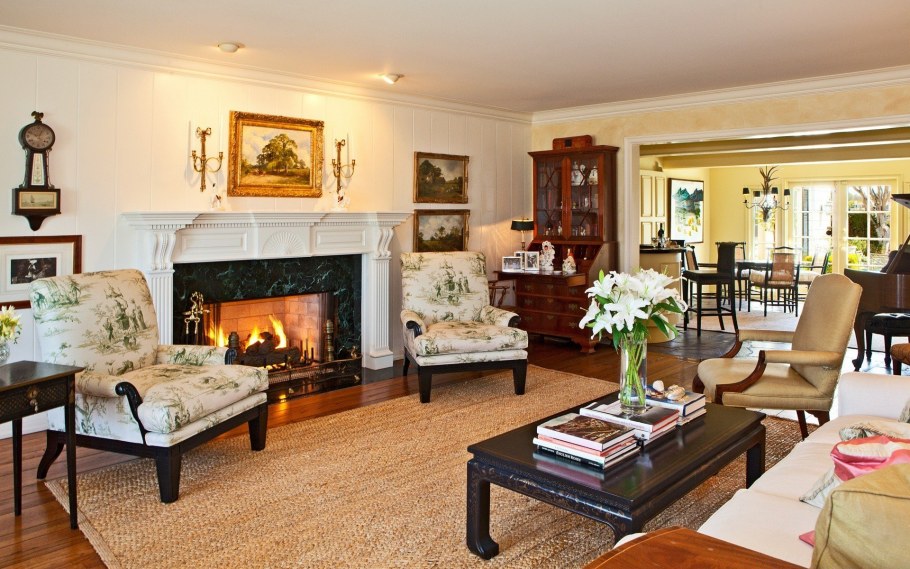 Старинная комната