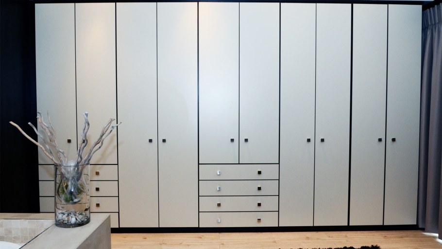 Необычные ручки для шкафа распашного