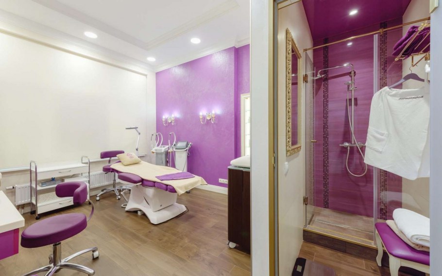 Шторы в кабинете косметолога