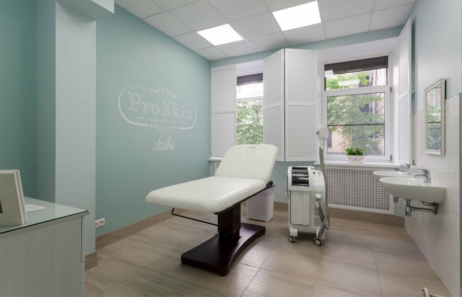 Интерьер салона депиляции