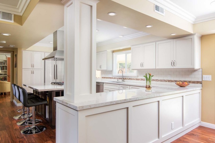 Колонна на кухне