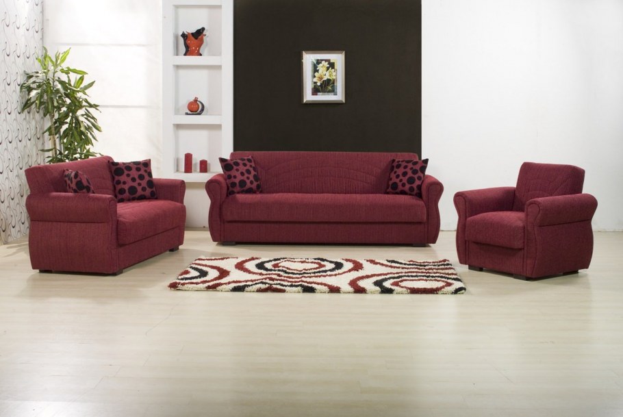 Диван би би Италия