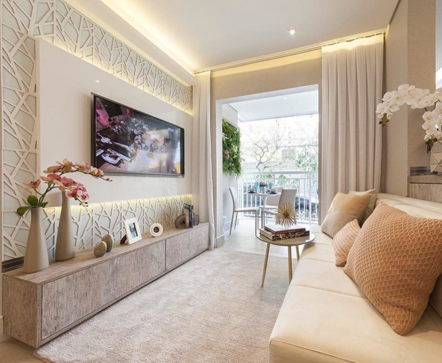 Стена за диваном