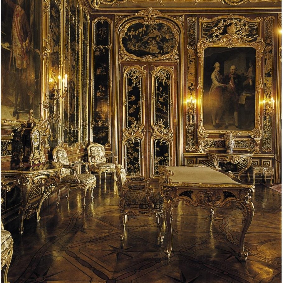 Малый Трианон в Версале рококо