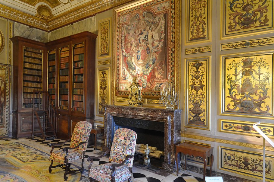 Людовик XV (рококо)