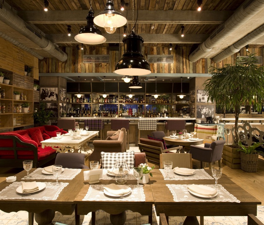 Интерьер кафе в стиле Фьюжен