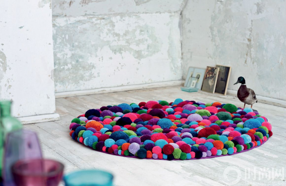 Помпоны в интерьере