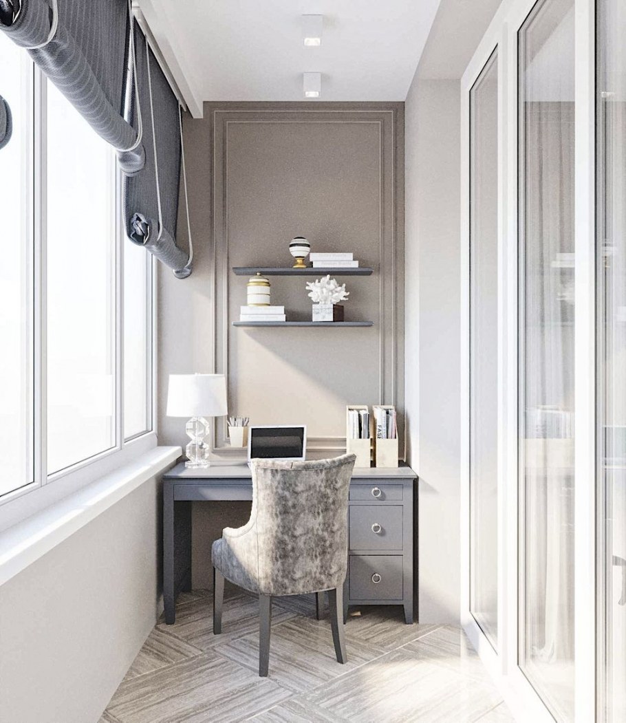 Светло серый балкон