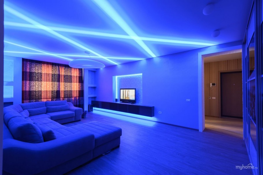 Неоновая подсветка потолка