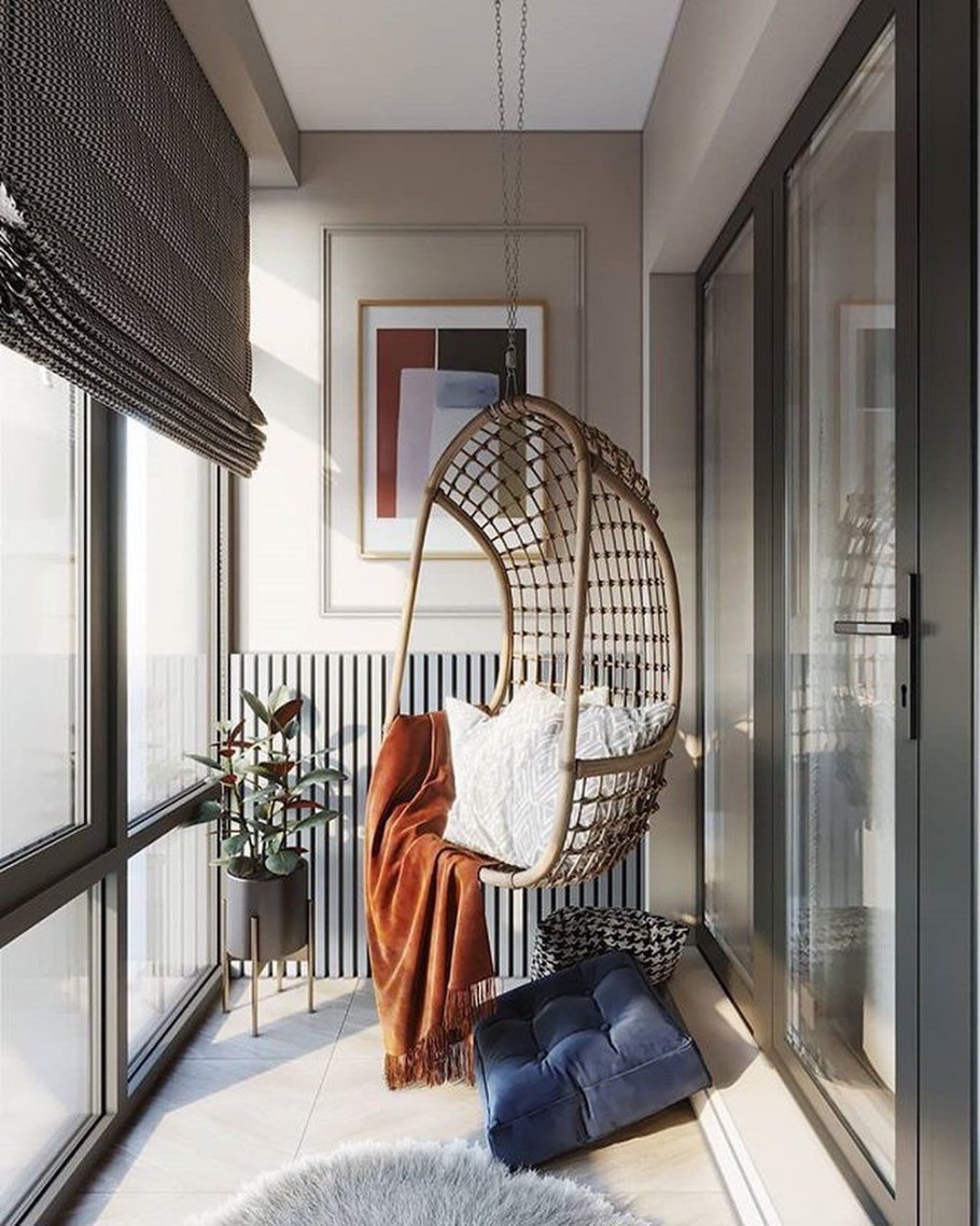 Кресло гамак на балконе