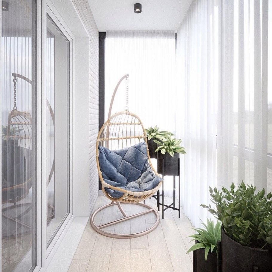 Стильное кресло на балкон