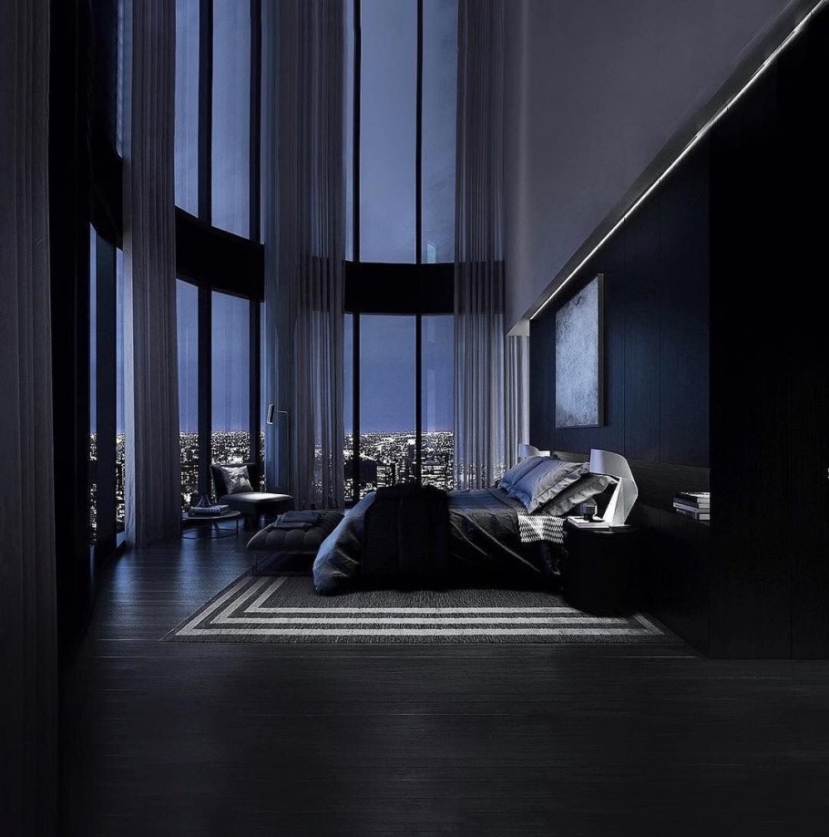 Большая спальня в темных тонах