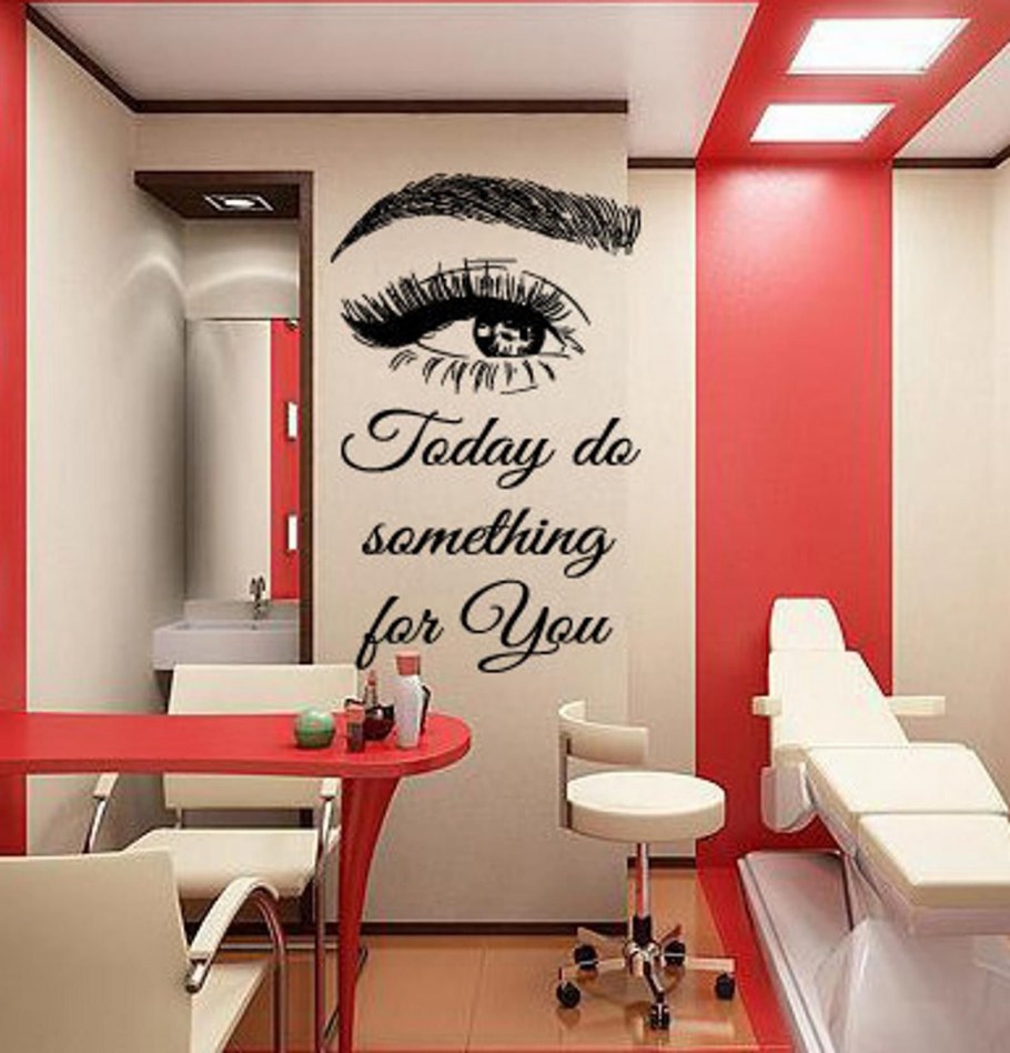 Интерьер маленькой парикмахерской