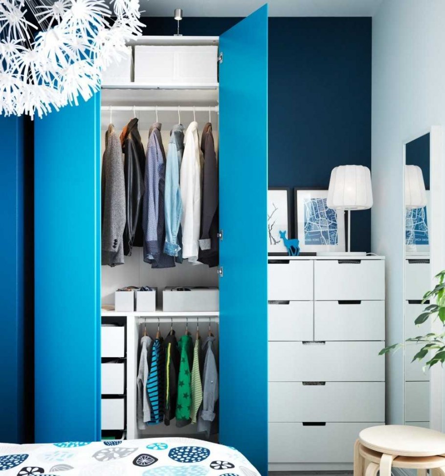 Икеа БЕРГСБУ