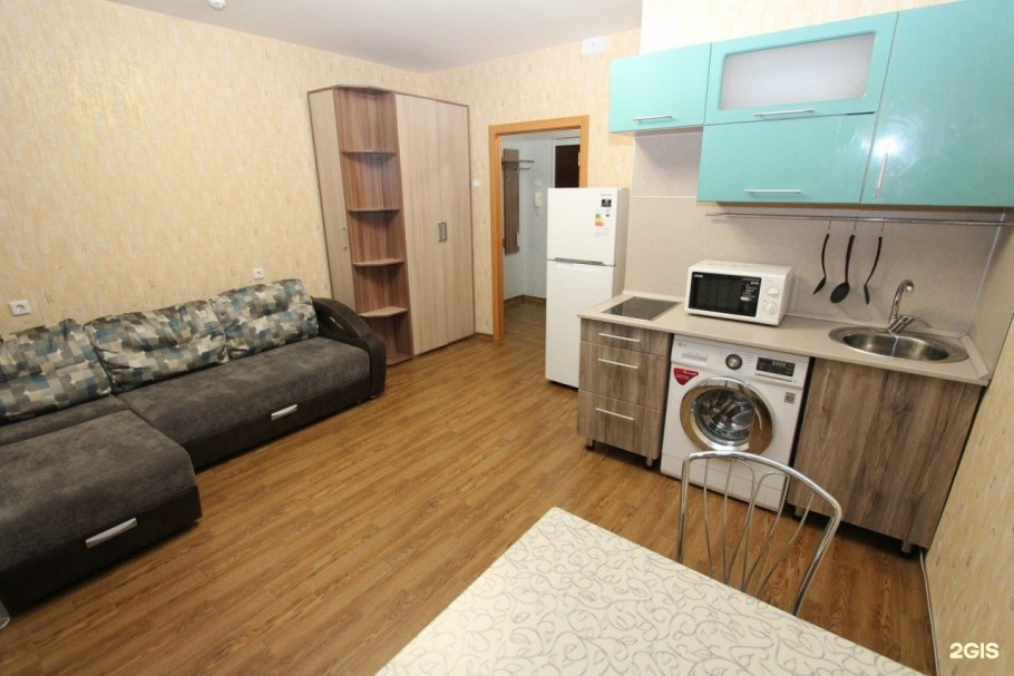 Квартира студия обычная с мебелью