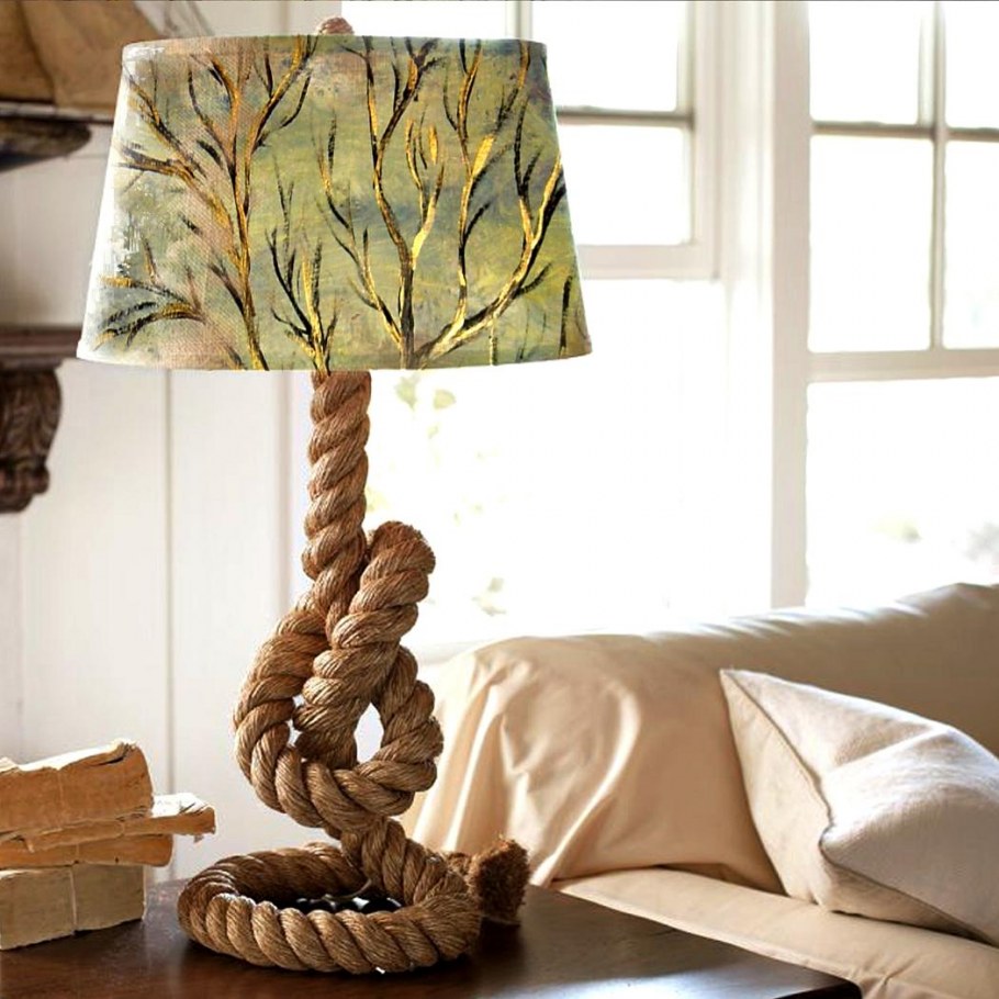 Настольная лампа из каната
