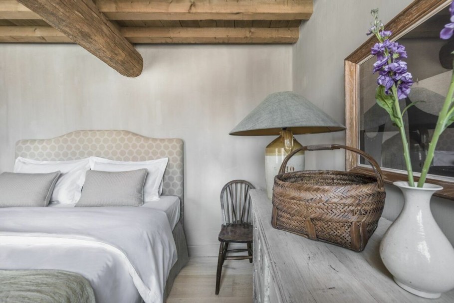 Мебель в бельгийском стиле