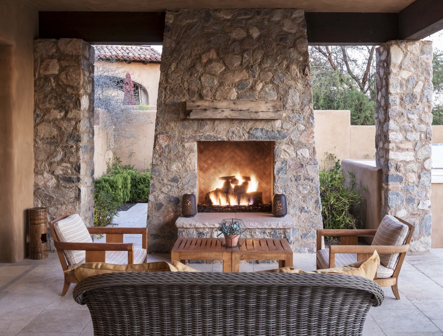 Камины для веранды дровяные