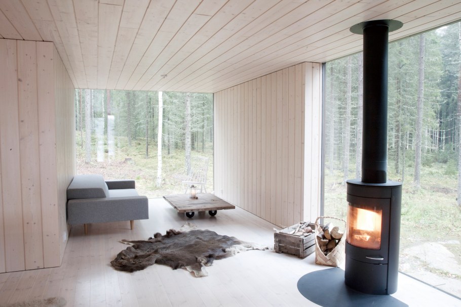 Камин в финском доме