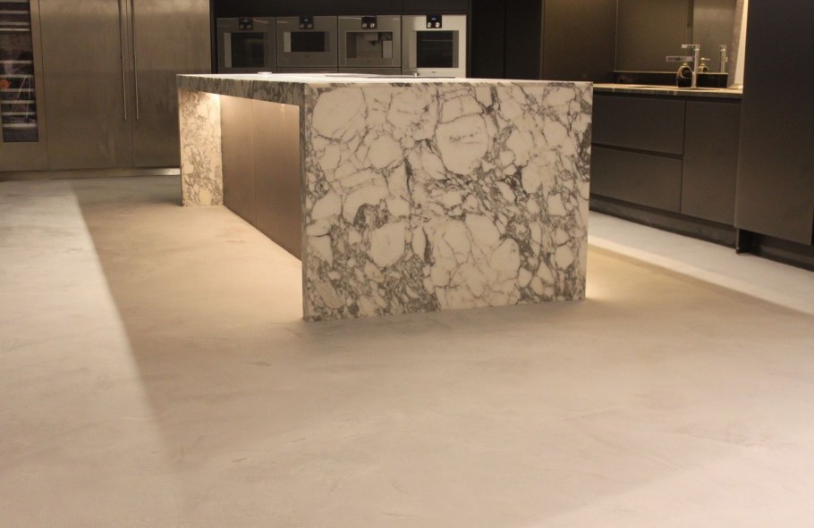 Сочетание с мрамором