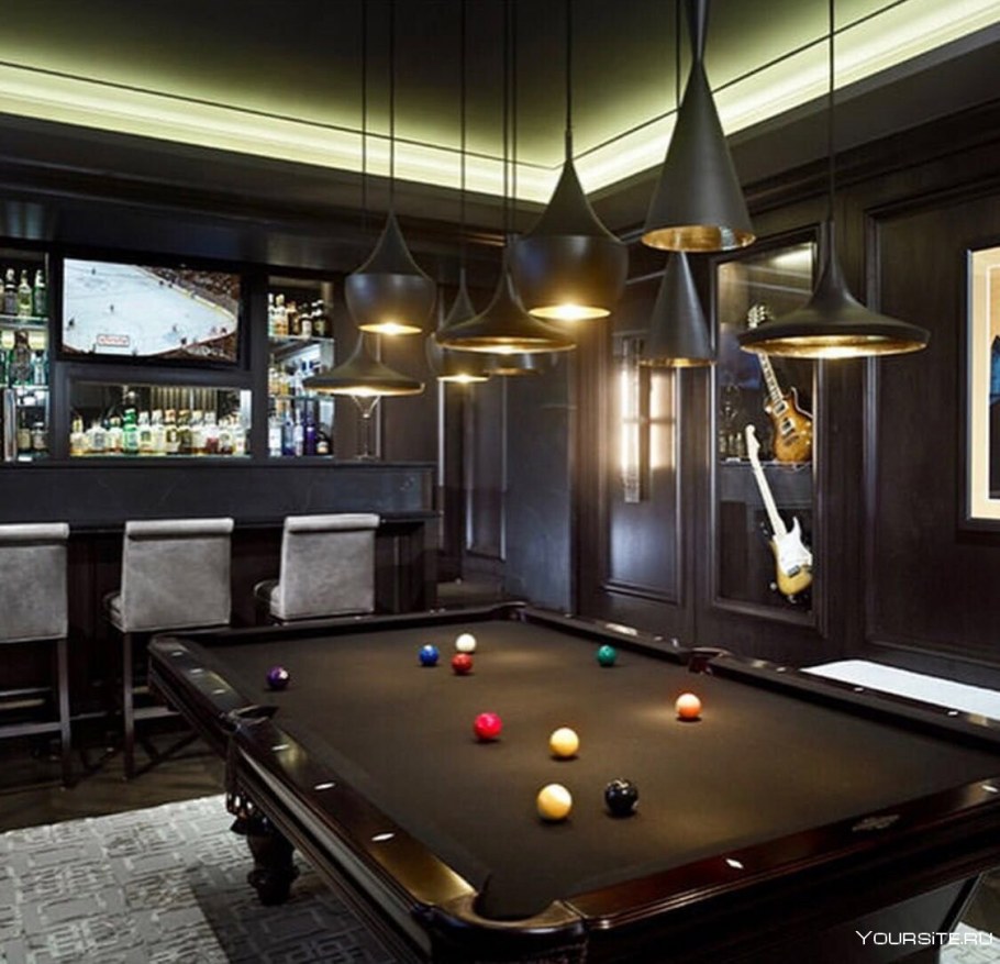 Стильная бильярдная
